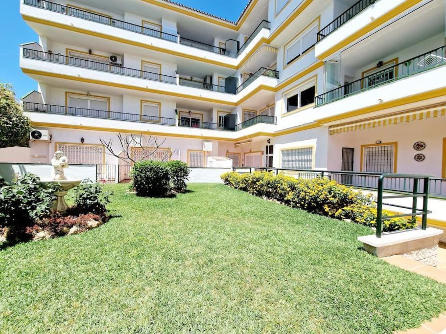 Butibamba Beach Apartment La Cala De Mijas Exterior foto